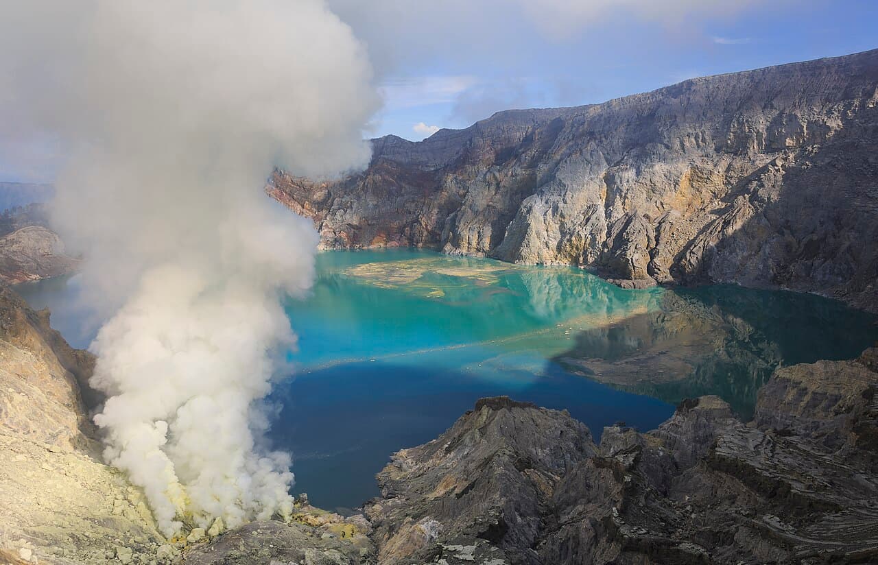 Danau Asam Toska Kawah Ijen